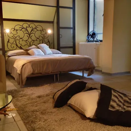Romeo & Giulietta Apartment Moltrasio